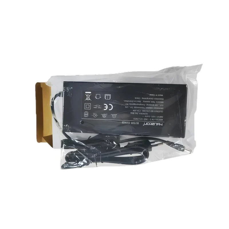 Cargador rápido para patinete eléctrico KuKirin G4