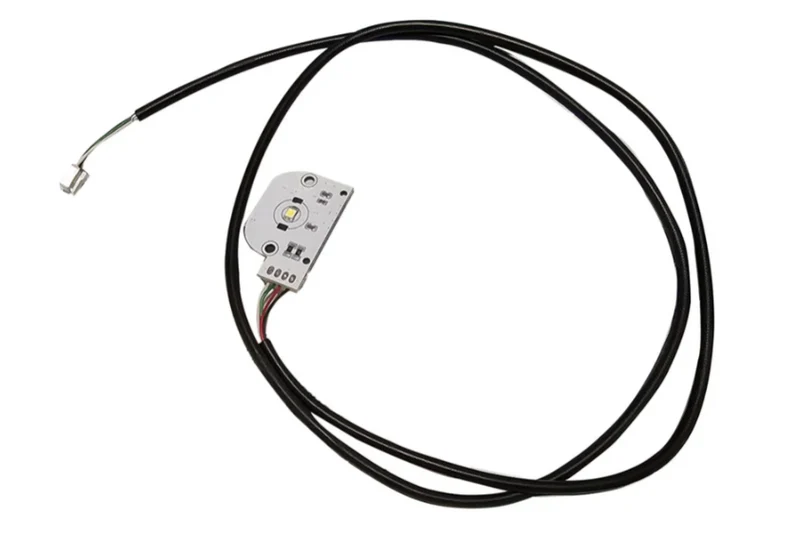 Faro delantero KUKIRIN G3 -Derecho