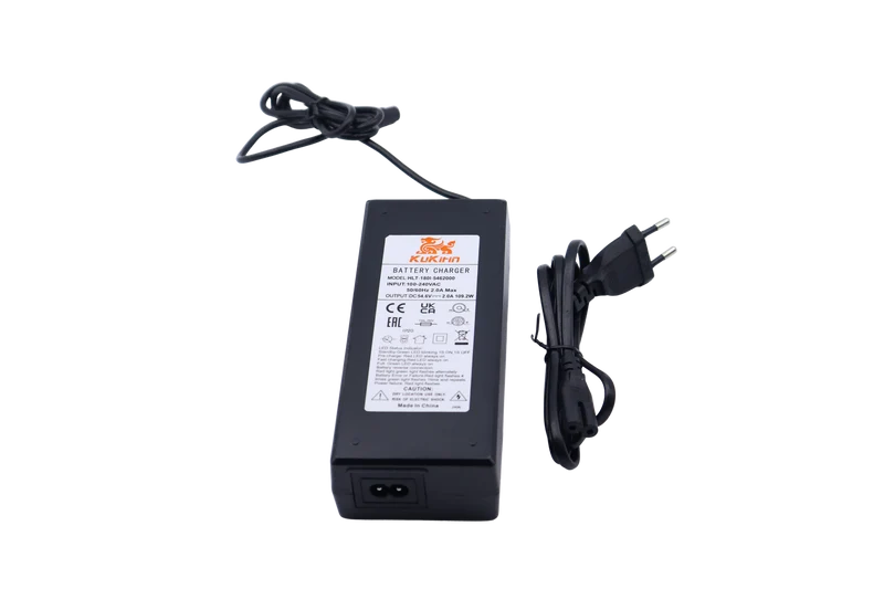 Cargador Kukirin G2 Pro versión 2024/2025 (cargador de tres orificios)