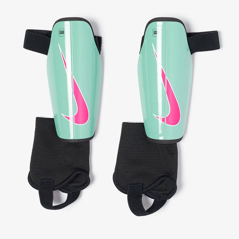 Espinilleras Nike Charge para niños