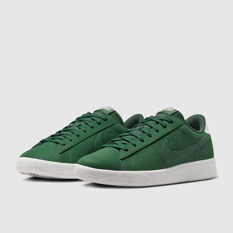 Nike Sportswear Tennis Classic AC