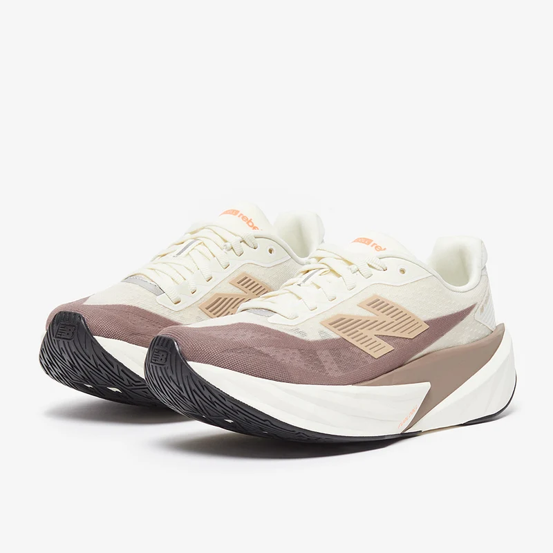 New Balance FuelCell Rebel V5 para mujer