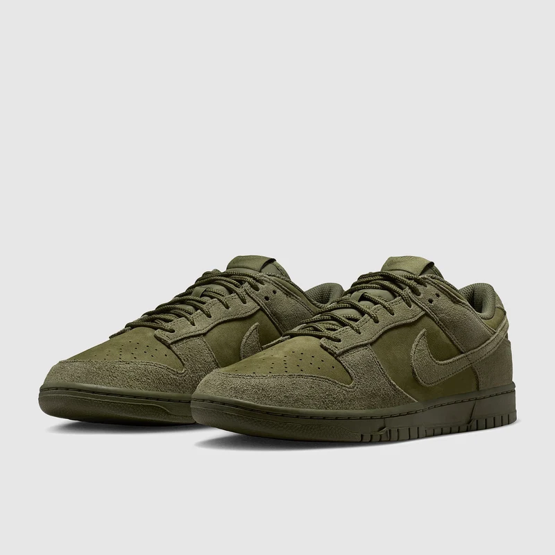 Nike Sportswear Dunk Low Retro SE