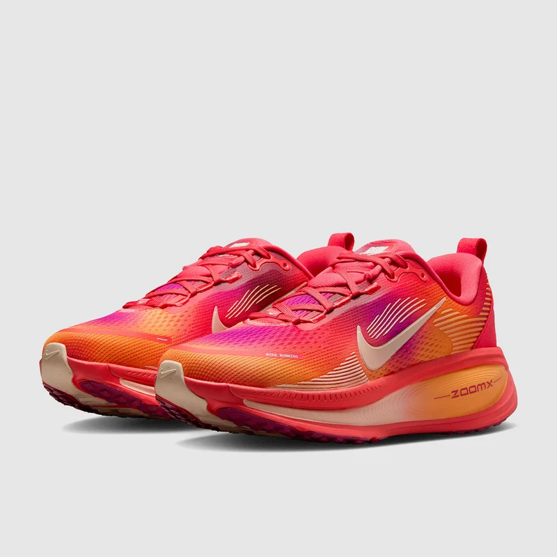 Nike Womens Vomero 18 SE