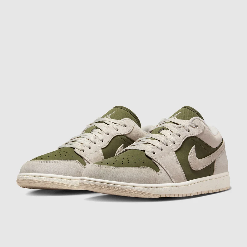 Air Jordan 1 Low SE