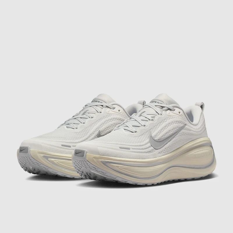 Nike Vomero Plus