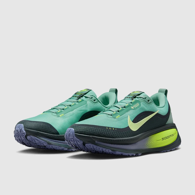 Nike Vomero 18 GORE-TEX Aguaproof
