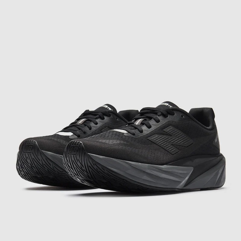New Balance FuelCell Rebel v5