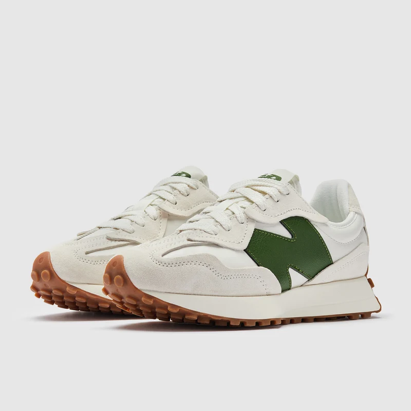 New Balance 327