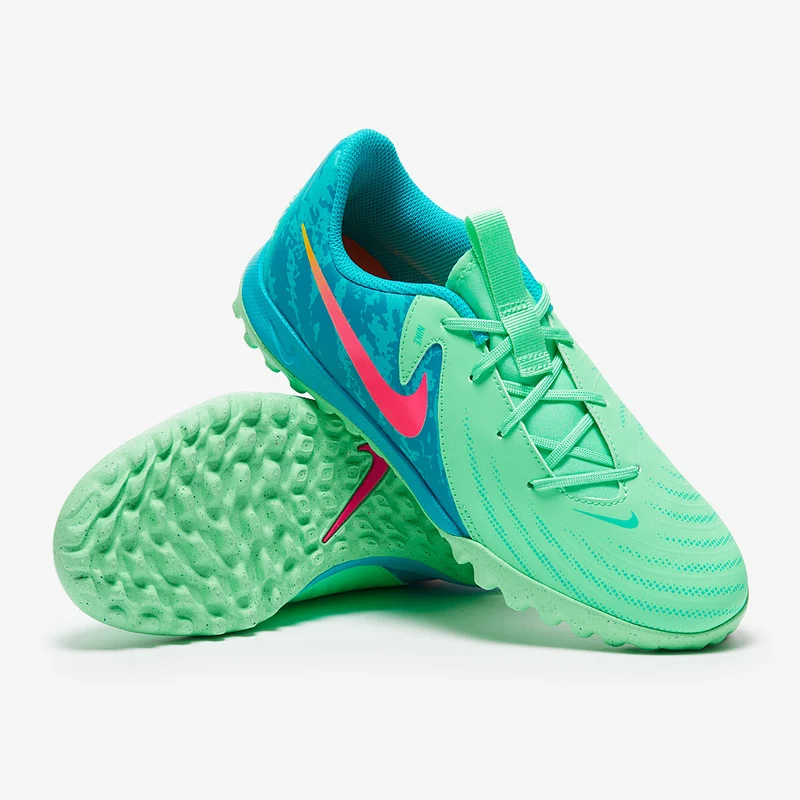 Nike Phantom GX II Academy LV8 TF para niños
