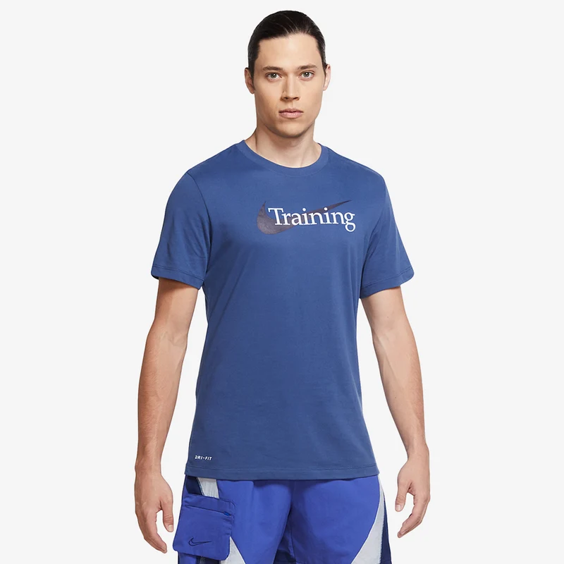 Camiseta Nike Swoosh de entrenamiento