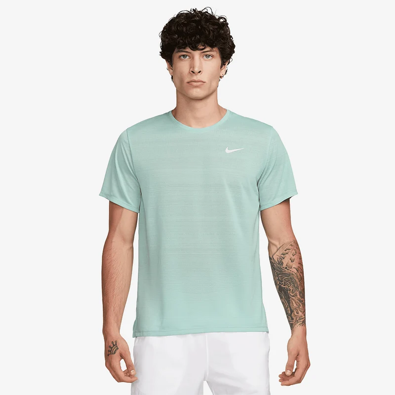 Camiseta Nike Dri-FIT Miler