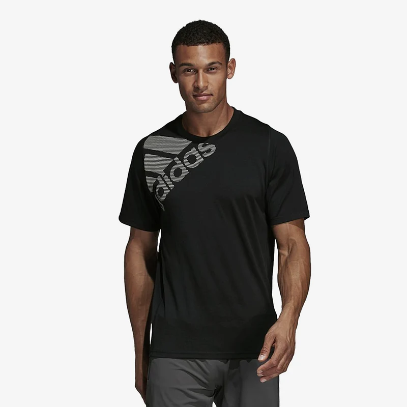 Camiseta adidas FreeLift Sport Graphic