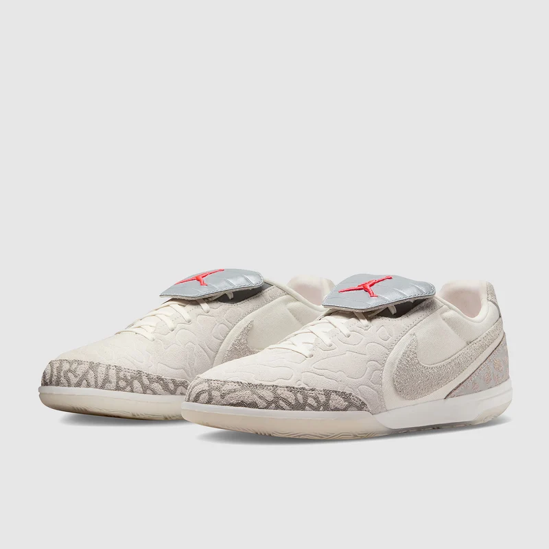 Jordan Tiempo Streetgato SE