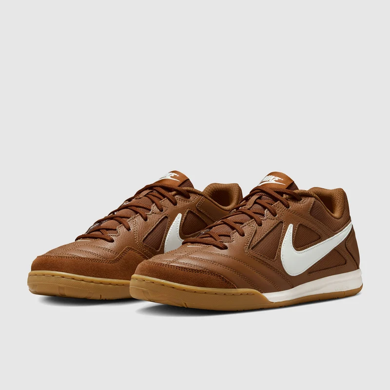 Nike Sportswear Gato
