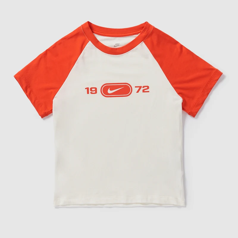 Camiseta Nike Sportswear Chill Knit para mujer