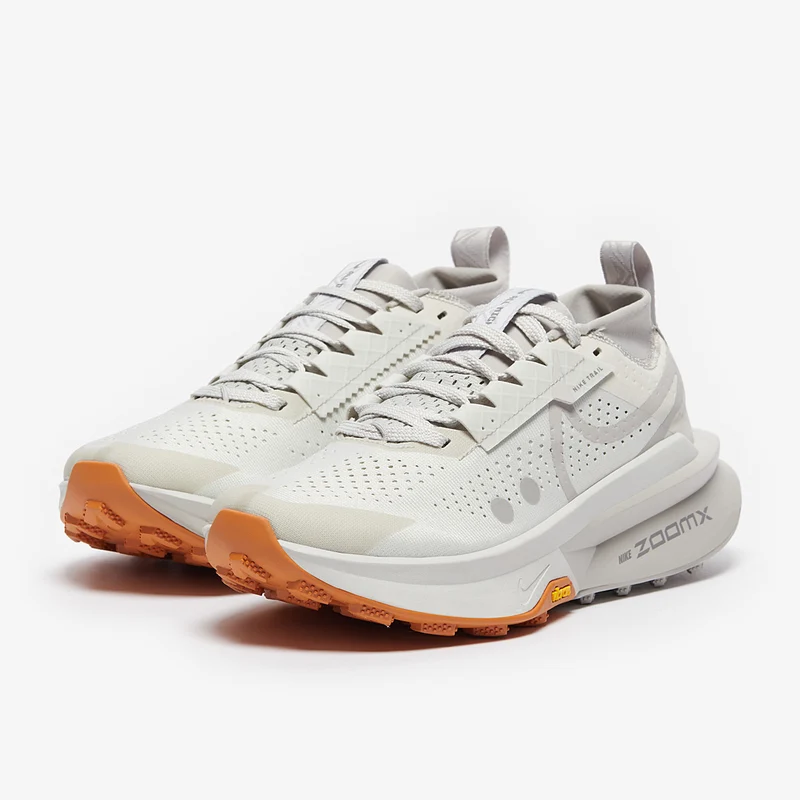 Nike ZoomX Zegama Trail 2 para mujer - Hueso/LT Hierro Ore