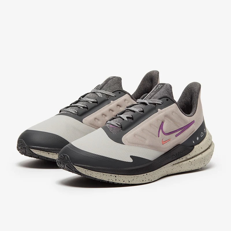 Nike Air Winflo 9 Shield para mujer