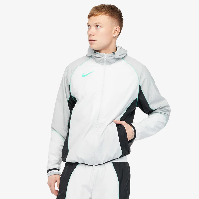 Chaqueta Nike Strike+