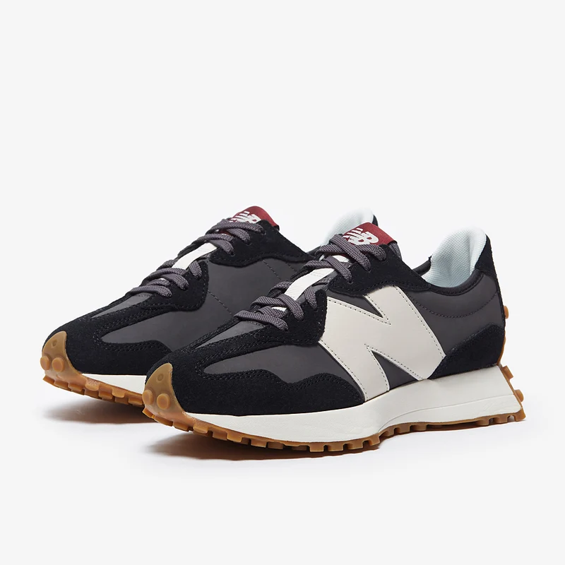 New Balance 327