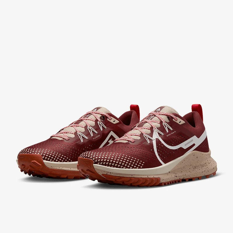 Nike Pegasus Trail 4