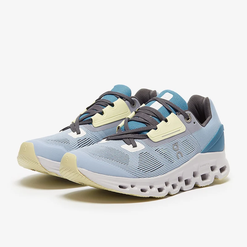 On Cloudstratus para mujer