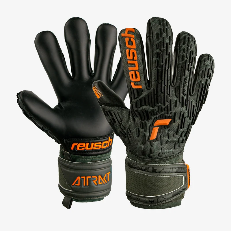 Reusch Attrakt Freegel Silver