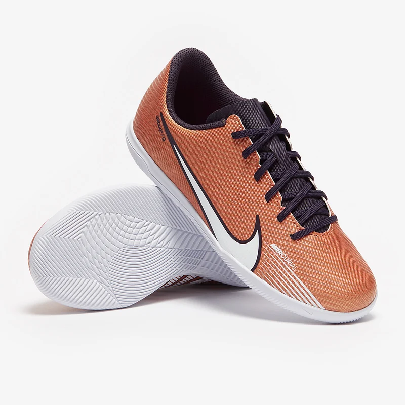Nike Mercurial Vapor XV Club IC para niños