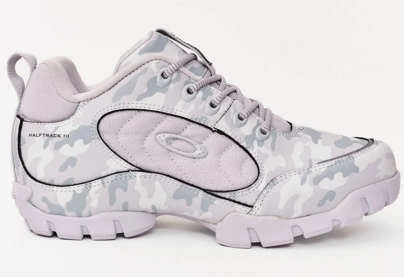 Botas Oakley Halftrack Low III Gris Claro