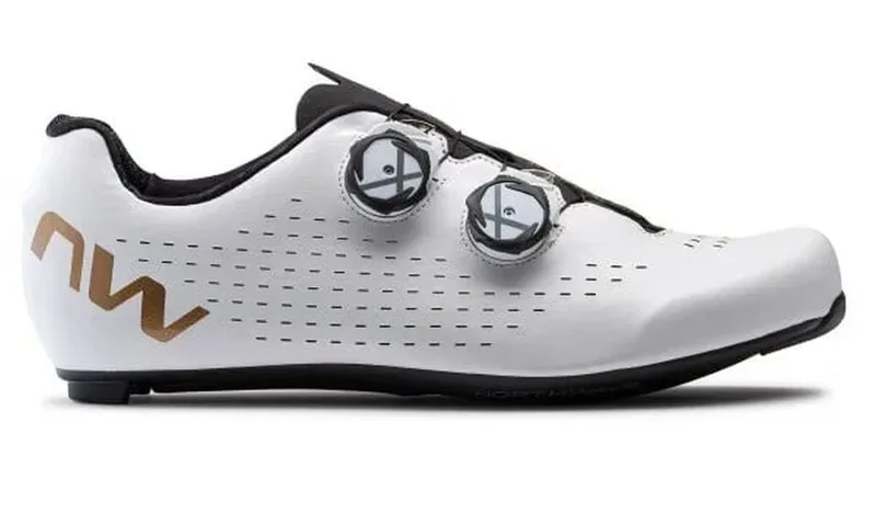 Zapatilla de Ciclismo Northwave Ruta Revolution 3 Blancas